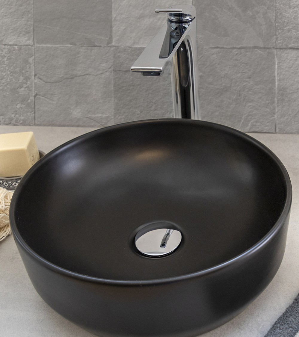 Vasque noire en céramique à poser modèle VESUVIA