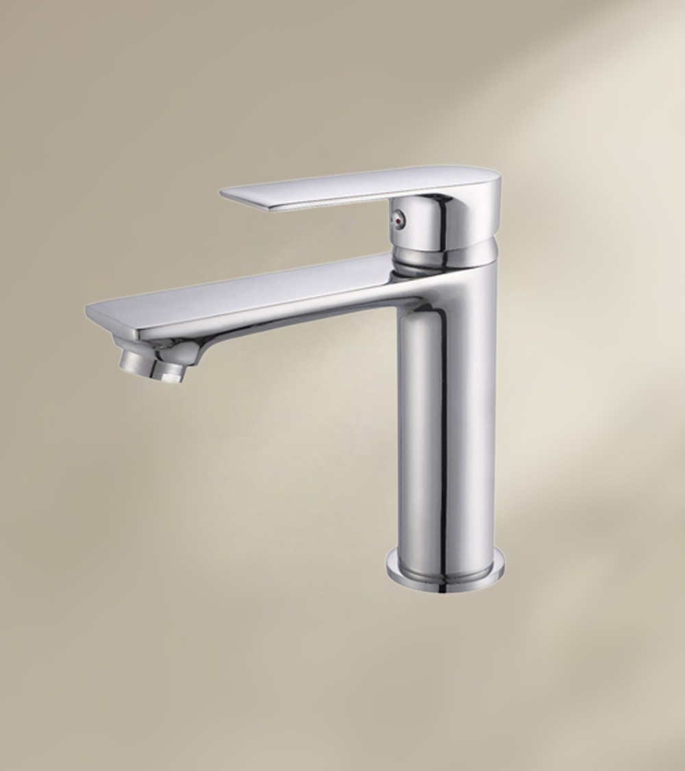 Mitigeur de salle de bain QUARTEL avec bec bas finition chromée