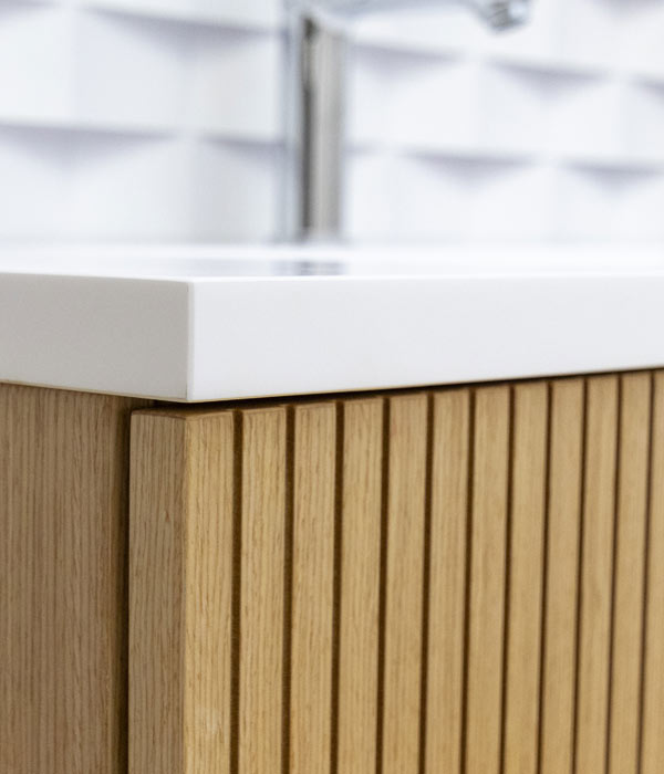 meuble de salle de bain aspect bois